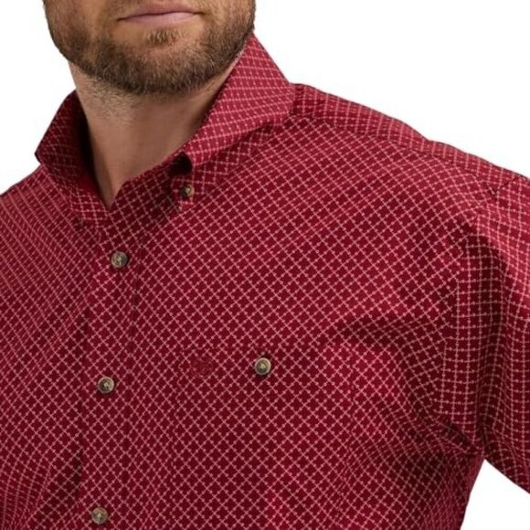 Wrangler Men's Long Sleeve Relaxed Fit Print Button Shirt Red/Burgundy - Picture 1 of 3